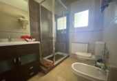 Chalet independiente con terreno en venta en la España, Caldes de Montbui, ref: TR136340 foto