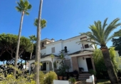 Chalet independiente con terreno en venta en la España, Chiclana de la Frontera, ref: TR135770 foto