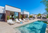 Chalet independiente con terreno en venta en la España, El Campello, ref: TR260407 foto
