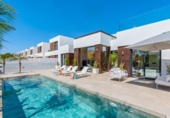 Chalet independiente con terreno en venta en la España, El Campello, ref: TR260407 foto