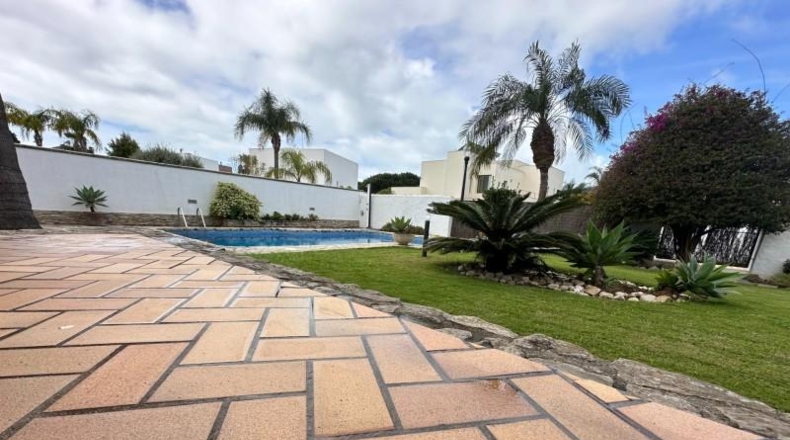 Cadiz - Chiclana de la Frontera - 1001m2