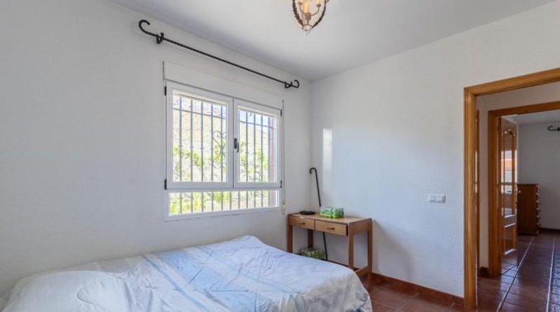 Granada - Beas de Guadix - 1800000m2