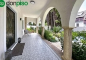 Chalet independiente con terreno en venta en la España, Granada, ref: TR238883 foto