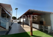 Chalet independiente con terreno en venta en la España, Adeje, ref: TR401392 foto