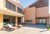 Chalet independiente con terreno en venta en la España, Egüés, ref: TR168873 foto