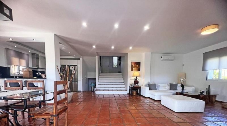 Málaga - Estepona - 741m2
