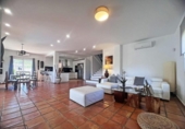 Chalet independiente con terreno en venta en la España, Estepona, ref: TR264227 foto