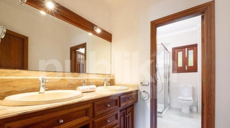 Valencia - l'Alcúdia - 556m2