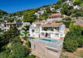 Chalet independiente con terreno en venta en la España, Blanes, ref: TR378909 foto
