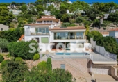 Chalet independiente con terreno en venta en la España, Blanes, ref: TR378909 foto