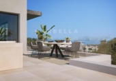 Chalet independiente con terreno en venta en la España, Estepona, ref: TR140637 foto