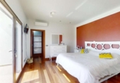 Chalet independiente con terreno en venta en la España, Yaiza, ref: TR236104 foto