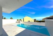 Chalet independiente con terreno en venta en la España, San Roque, ref: TR156579 foto