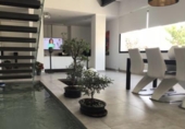 Chalet independiente con terreno en venta en la España, Málaga, ref: TR142917 foto