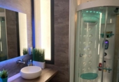 Chalet independiente con terreno en venta en la España, Málaga, ref: TR142917 foto