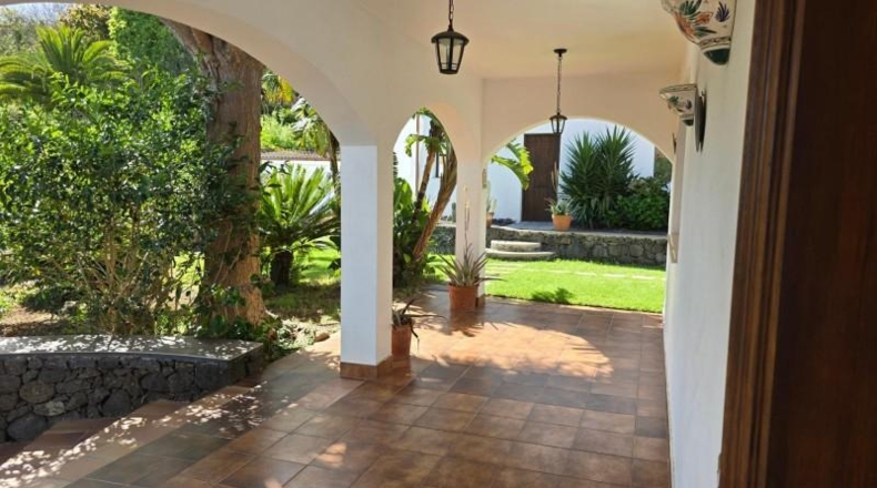 Santa Cruz de Tenerife - San Juan de la Rambla - 4120m2