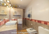 Chalet independiente con terreno en venta en la España, Felanitx, ref: TR137975 foto