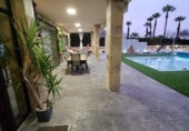 Chalet independiente con terreno en venta en la España, Valencina de la Concepción, ref: TR137398 foto