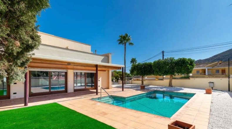 Alicante - Alfaz del Pi - 1000m2