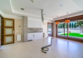 Chalet independiente con terreno en venta en la España, L'Alfàs del Pi, ref: TR171123 foto