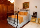 Casa de camp amb terreny en venda a la España, Montilla, ref.: TR310644 foto