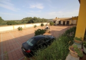 Chalet independiente con terreno en venta en la España, Alcuéscar, ref: TR264266 foto