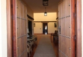 Chalet independiente con terreno en venta en la España, Alcuéscar, ref: TR264266 foto