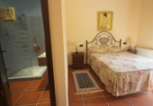 Chalet independiente con terreno en venta en la España, Alcuéscar, ref: TR264266 foto