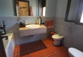 Chalet independiente con terreno en venta en la España, Alcuéscar, ref: TR264266 foto