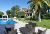 Chalet independiente con terreno en venta en la España, Godella, ref: TR148669 foto