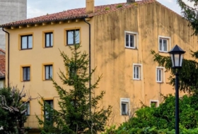 Colindres 1000&nbsp;m²