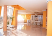 Chalet independiente con terreno en venta en la España, Chiva, ref: TR172346 foto