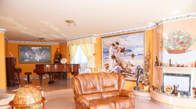 València - Chiva - 2000m2