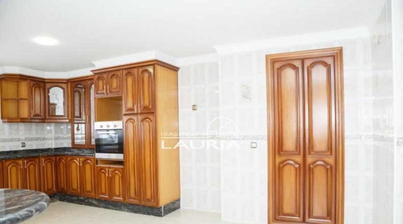 València - Chiva - 2000m2