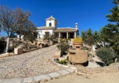 Country house with land for sale on España, Alameda, ref: TR152812 photo