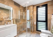 Chalet independiente con terreno en venta en la España, Adeje, ref: TR244434 foto
