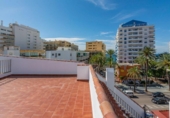 Chalet independiente con terreno en venta en la España, Marbella, ref: TR171811 foto