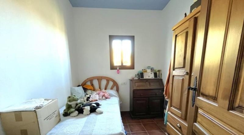 Малага - Almogía - 15000m2