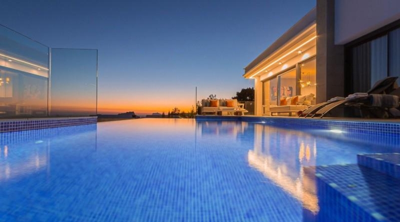 Alicante - Benitachell - 684m2