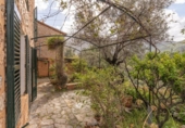 Chalet independiente con terreno en venta en la España, Sóller, ref: TR144026 foto