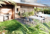 Chalet independiente con terreno en venta en la España, Estepona, ref: TR170254 foto