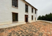 Chalet independiente con terreno en venta en la España, Málaga, ref: TR161606 foto