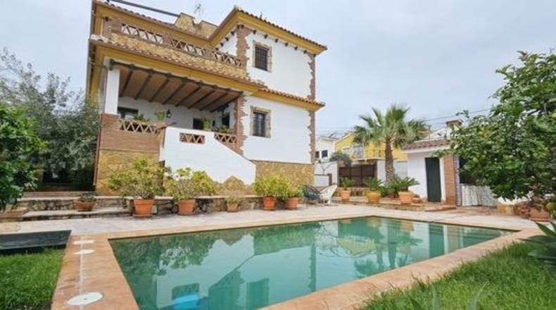 Málaga - Torremolinos - 667m2