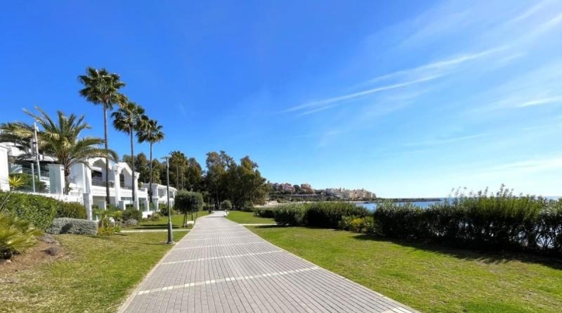 Málaga - Estepona - 756m2