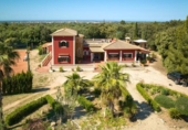 Chalet independiente con terreno en venta en la España, Llucmajor, ref: TR149279 foto