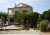 Chalet independiente con terreno en venta en la España, Alicante, ref: TR146013 foto