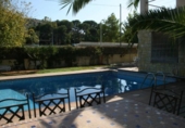 Chalet independiente con terreno en venta en la España, Alicante, ref: TR146013 foto