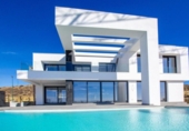 Chalet independiente con terreno en venta en la España, Málaga, ref: TR239227 foto