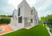 Chalet independiente con terreno en venta en la España, Alcúdia, ref: TR137019 foto