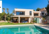 Chalet independiente con terreno en venta en la España, Málaga, ref: TR159977 foto